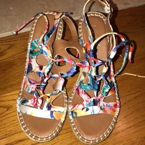 Colorful wedge heels